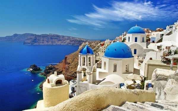 أجمل 4 جزر سياحية في اليونان