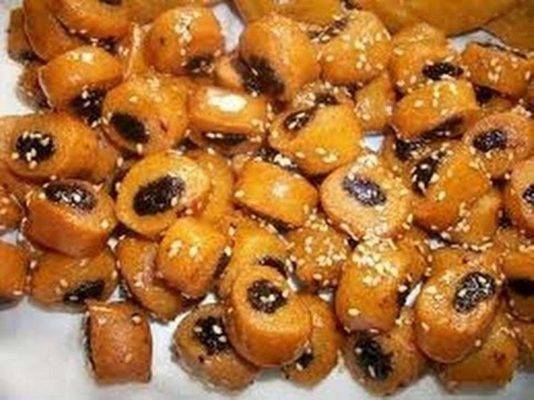 Makroud  أسماء الحلويات الجزائرية
