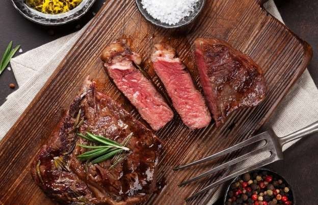 اسرار طبخ اللحم  كيفية اختيار قطع اللحم والتحكم في درجة حرارة اللحم عند الشواء