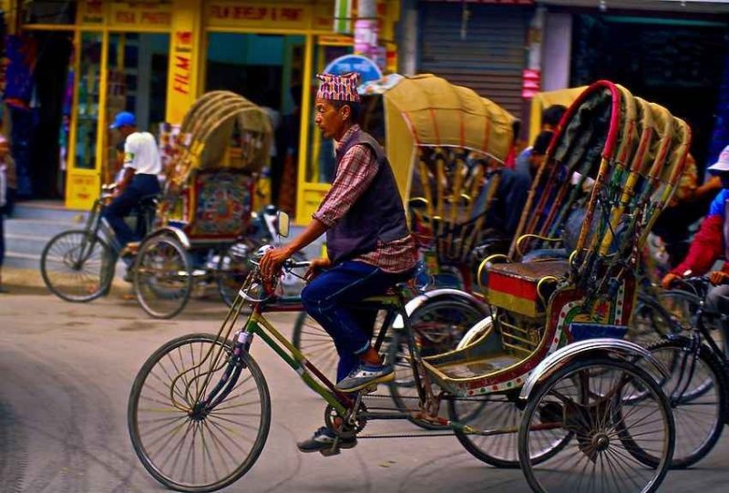 المواصلات في نيبال  مايهمك عن التنقل في نيبال