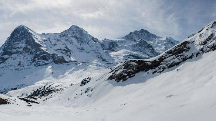 منطقة Jungfrau  السياحة في سويسرا في الشتاء